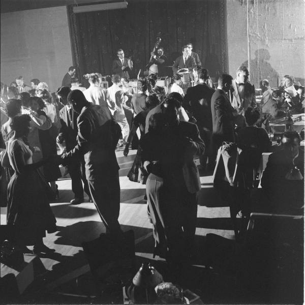 Cal Tjader's performance and its dancefloor wide angle view